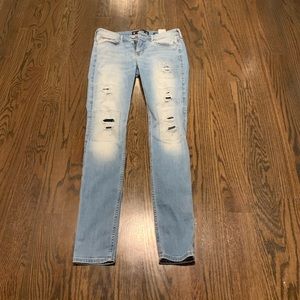 Hollister low rise super skinny size 5R